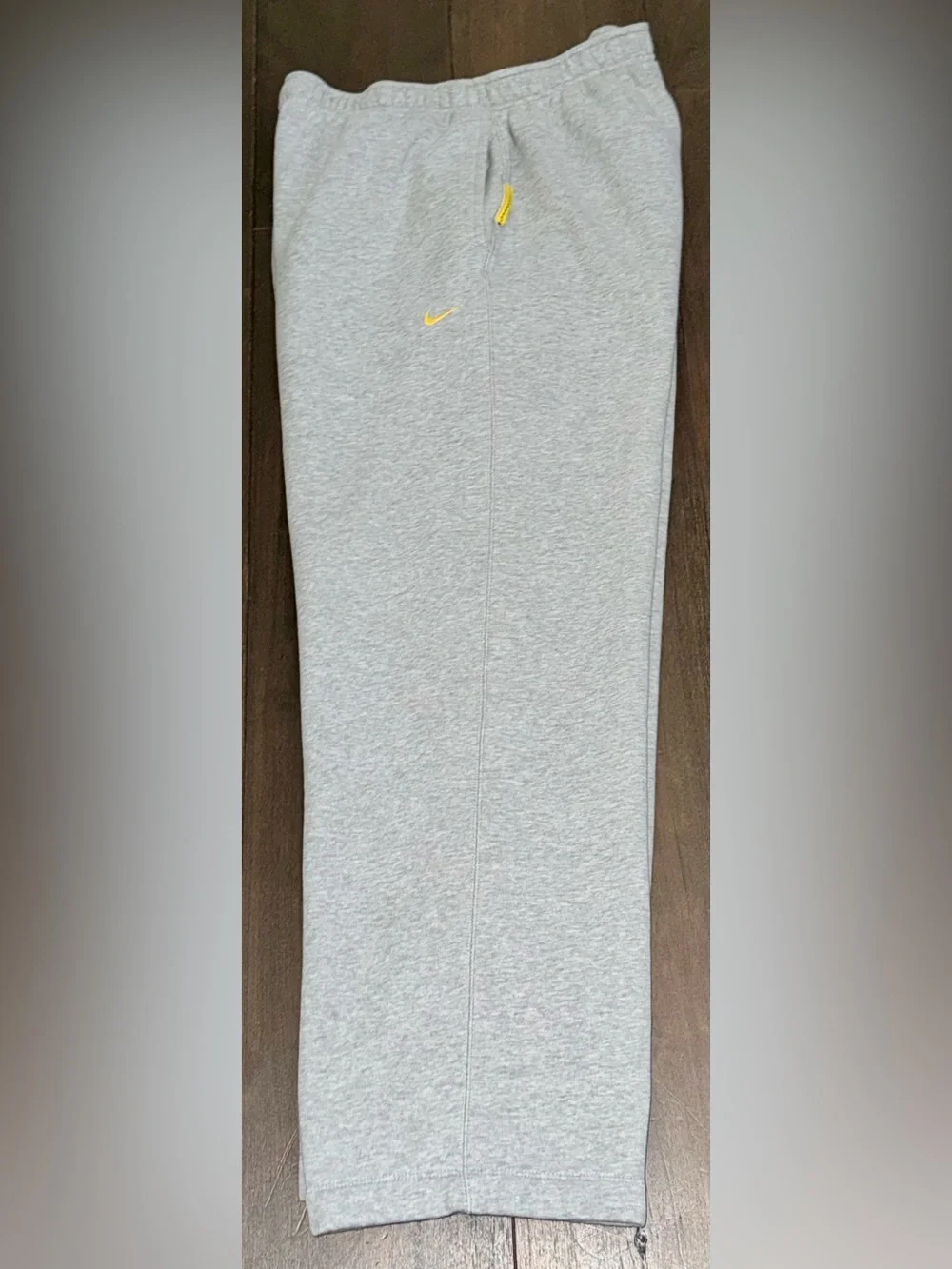 Nike Club Fleece Gray Sweatpants Large Yellow Swoosh Open Leg